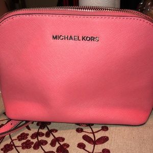 Authentic Michael Kors Cindy Crossbody